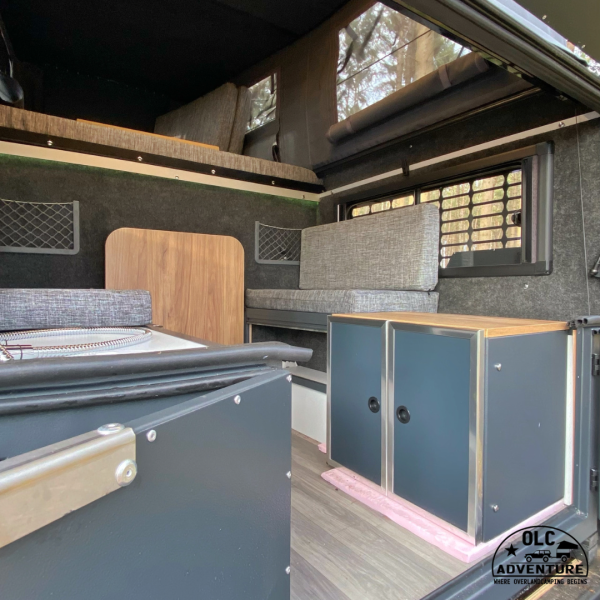 Innenaufnahme der Capra Camper 3.0 Wohnkabine