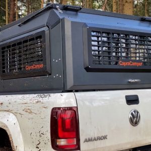 Moderne Absetzkabine auf einem Pickup