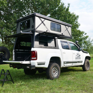 Hardtop PickUp Camper